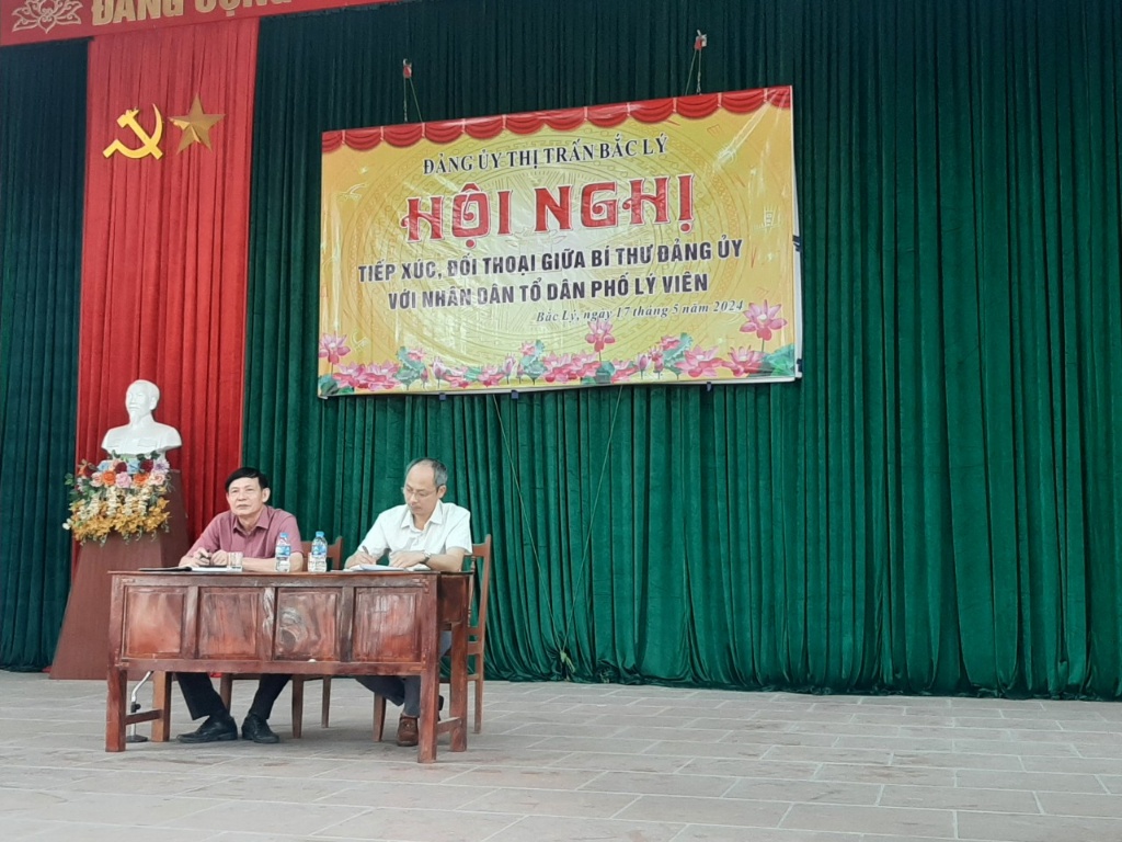 Hội nghị tiếp xúc, đối thoại giữa lãnh đạo thị trấn Bắc Lý với nhân dân tổ dân phố Lý Viên|https://ttbacly.hiephoa.bacgiang.gov.vn/vi_VN/chi-tiet-tin-tuc/-/asset_publisher/M0UUAFstbTMq/content/hoi-nghi-tiep-xuc-oi-thoai-giua-lanh-ao-thi-tran-bac-ly-voi-nhan-dan-to-dan-pho-ly-vien